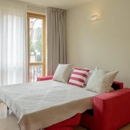 Apartament Mini Ernesto *